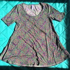 Lularoe perfect T